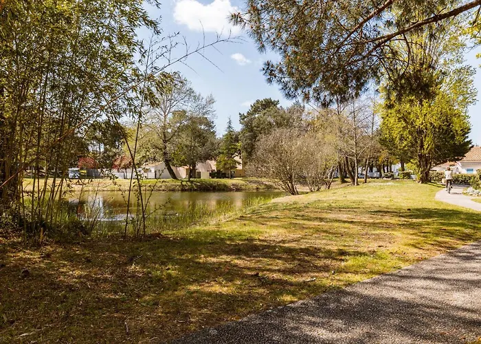 Les Maisons De L'ocean-1 By Interhome Сasa de vacaciones *